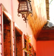 colibri patio interior